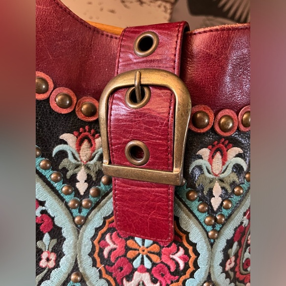 Isabella Fiore Leather Handbag Red Teal Studded Buckle with Magnetic Closure - Picture 2 of 11